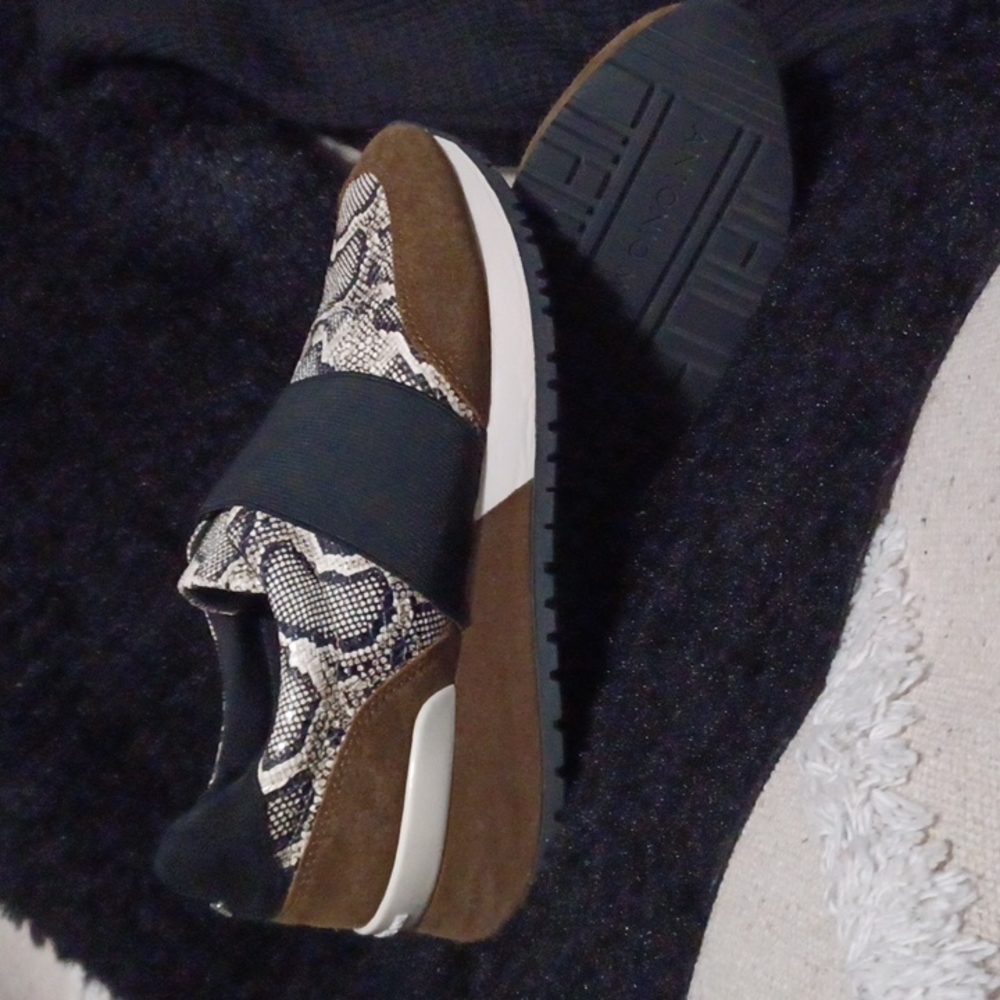 Antonio Melani Casual Wedge SlipOn Sneakers